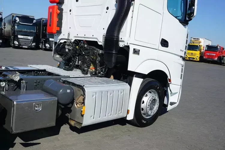 Mercedes ACTROS / 1848 / EURO 6 / ACC / PEŁNY ADR / zdjęcie 35