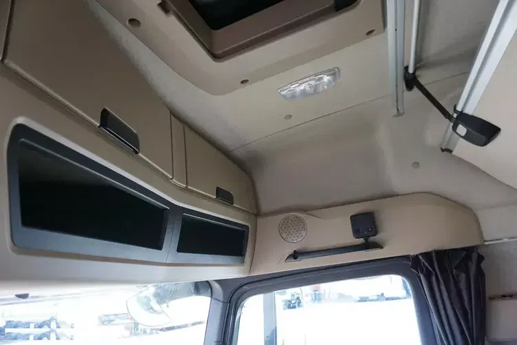 Mercedes ACTROS / 1848 / EURO 6 / ACC / PEŁNY ADR / zdjęcie 38