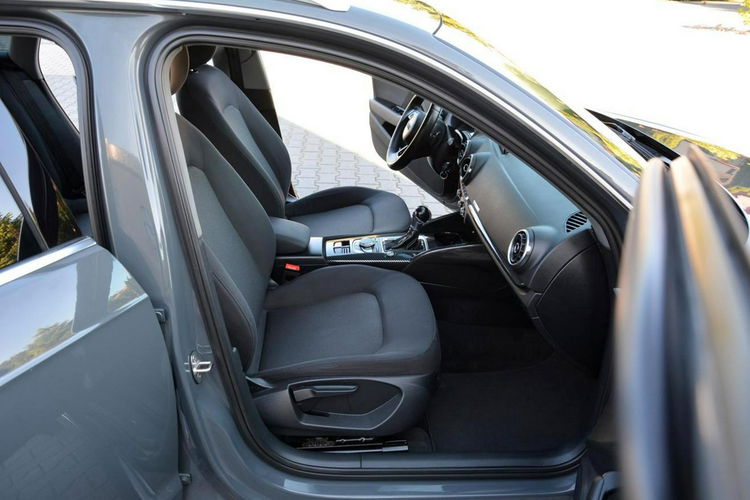 Audi A3 Daytona Grey Bi-xenon Ledy Navi 2xParktronic Alu 18 zdjęcie 16