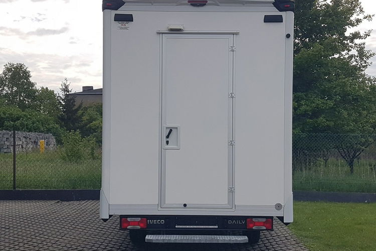 Iveco Daily KONTENER NISKOPODŁOGOWY 4.43x2.23x2.42 SKLEP BAR FOODTRUCK KAMPER AC zdjęcie 16