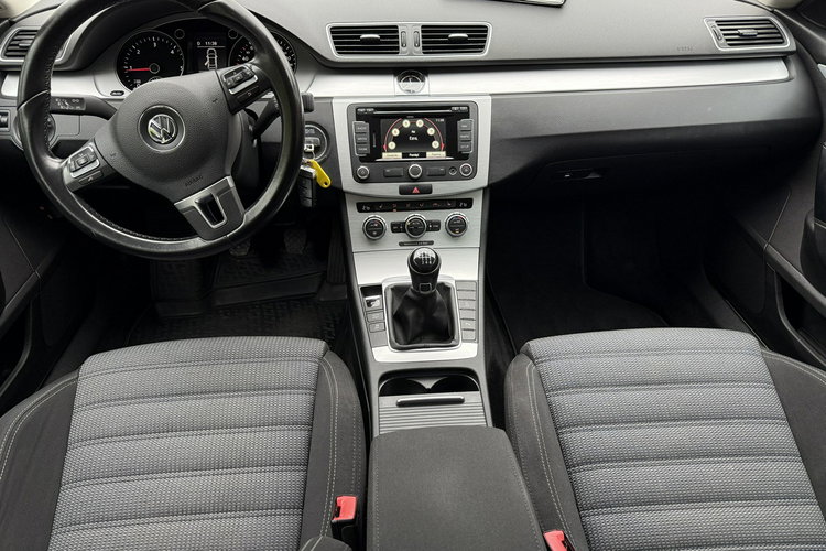 Volkswagen CC . Ksenon. Nawigacja zdjęcie 15