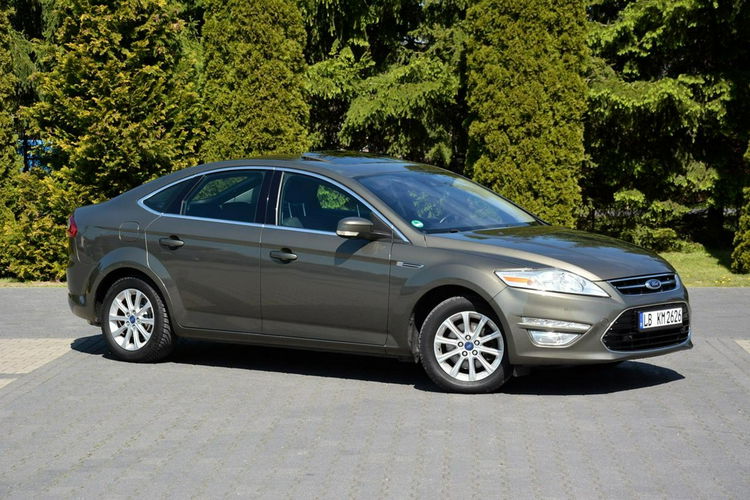 Ford Mondeo Hatchback Titanium Ledy Blis Szyber Navi Convers 2xParkt Wentylacja zdjęcie 10