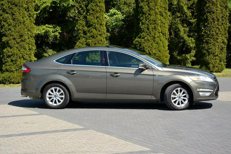 Ford Mondeo Hatchback Titanium Ledy Blis Szyber Navi Convers 2xParkt Wentylacja zdjęcie 11