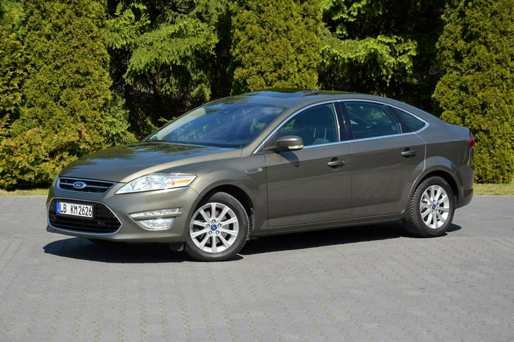 Ford Mondeo Hatchback Titanium Ledy Blis Szyber Navi Convers 2xParkt Wentylacja zdjęcie 3
