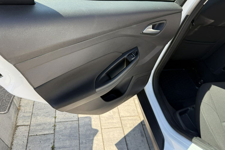 Ford Focus Bardzo zadbany - oryginalny przebieg - 100% bezwypadkowy zdjęcie 15