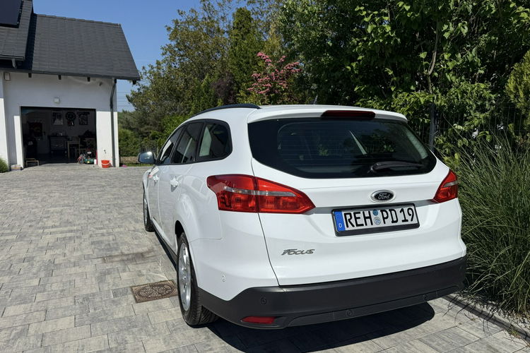 Ford Focus Bardzo zadbany - oryginalny przebieg - 100% bezwypadkowy zdjęcie 4