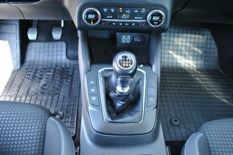 Focus Kombi Connected 1, 5 EcoBlue 120KM ASO Forda Gwarancja zdjęcie 18