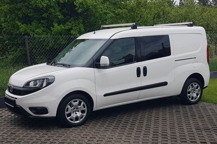 Fiat Doblo MAXI 5 OSÓB DŁUGI KLIMA 6-BIEGÓW KRAJOWY I-WŁAŚCICIEL FAKTURA VAT zdjęcie 1
