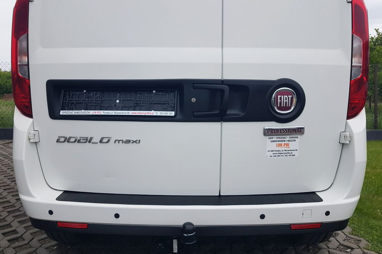 Fiat Doblo MAXI 5 OSÓB DŁUGI KLIMA 6-BIEGÓW KRAJOWY I-WŁAŚCICIEL FAKTURA VAT zdjęcie 17