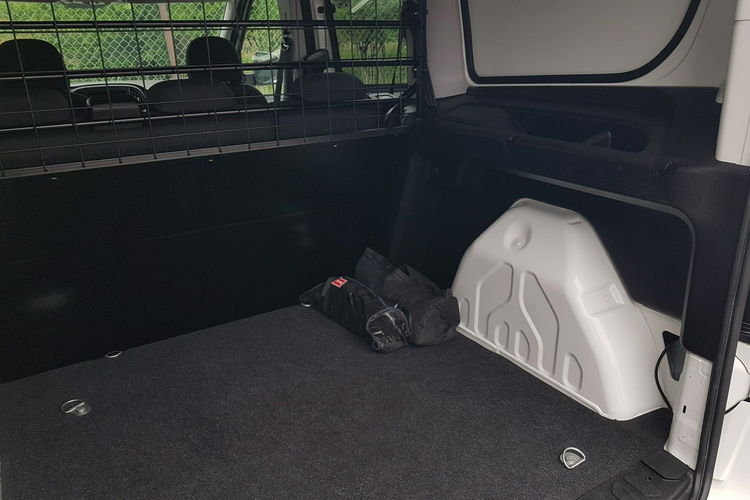 Fiat Doblo MAXI 5 OSÓB DŁUGI KLIMA 6-BIEGÓW KRAJOWY I-WŁAŚCICIEL FAKTURA VAT zdjęcie 19