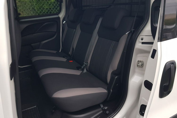 Fiat Doblo MAXI 5 OSÓB DŁUGI KLIMA 6-BIEGÓW KRAJOWY I-WŁAŚCICIEL FAKTURA VAT zdjęcie 23