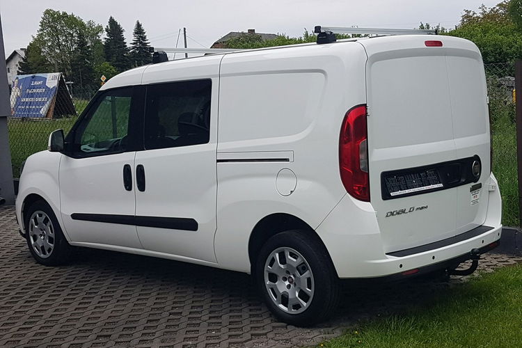 Fiat Doblo MAXI 5 OSÓB DŁUGI KLIMA 6-BIEGÓW KRAJOWY I-WŁAŚCICIEL FAKTURA VAT zdjęcie 3