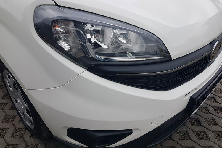 Fiat Doblo MAXI 5 OSÓB DŁUGI KLIMA 6-BIEGÓW KRAJOWY I-WŁAŚCICIEL FAKTURA VAT zdjęcie 31