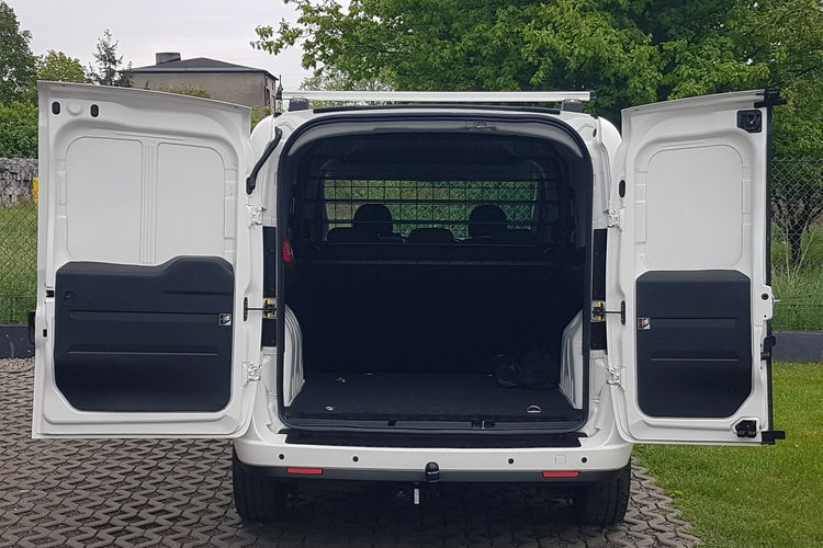 Fiat Doblo MAXI 5 OSÓB DŁUGI KLIMA 6-BIEGÓW KRAJOWY I-WŁAŚCICIEL zdjęcie 5