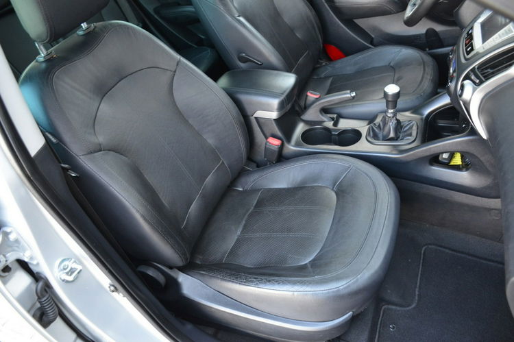 Hyundai ix35 Zarejestrowany 2.0i DOHC 163KM Serwis Panorama Navi Skóra Keyless go zdjęcie 24