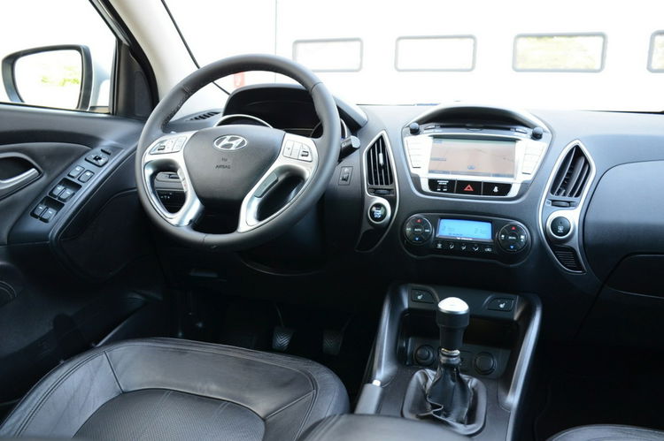Hyundai ix35 Zarejestrowany 2.0i DOHC 163KM Serwis Panorama Navi Skóra Keyless go zdjęcie 27