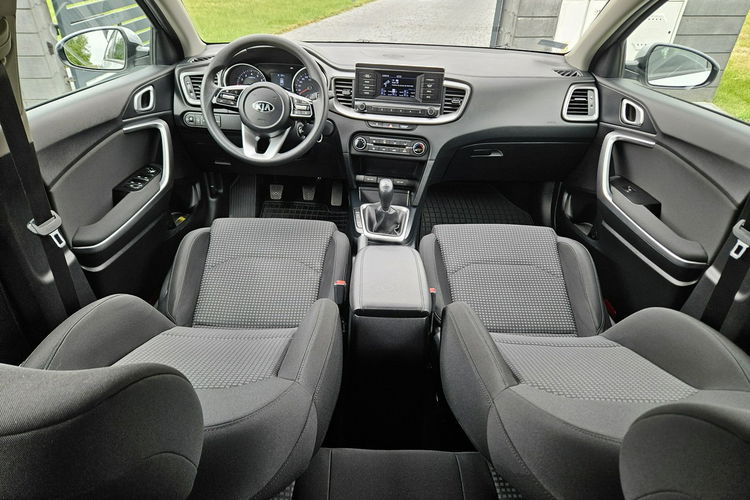 Kia Cee'd I WŁ. Salon PL, Bezwypadkowy, Gwarancja producenta do lutego 2028 roku. zdjęcie 8