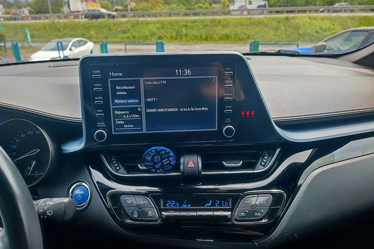 Toyota C-HR 2.0 Hybrid zdjęcie 11