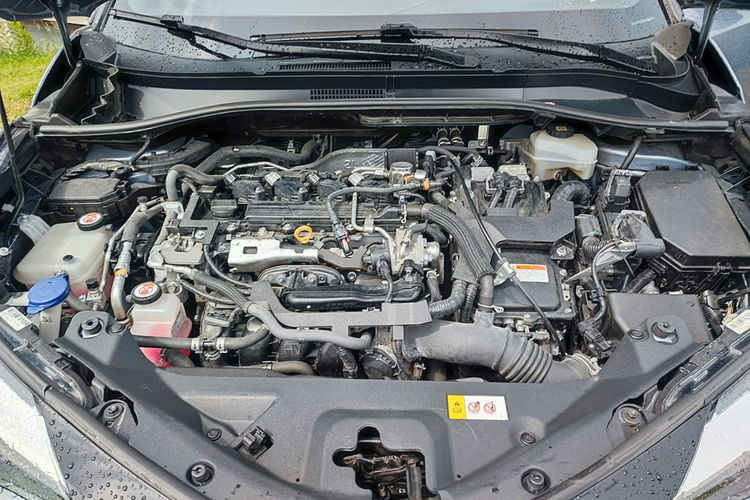 Toyota C-HR 2.0 Hybrid zdjęcie 18