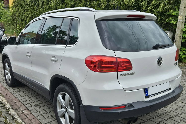 Volkswagen Tiguan Panorama dach / Podgrzewane fotele / Klima / Tempomat zdjęcie 6