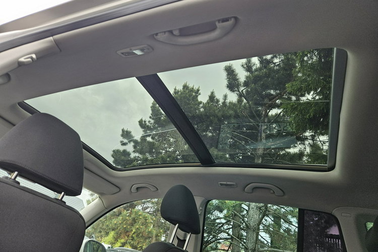Volkswagen Tiguan Panorama dach / Podgrzewane fotele / Klima / Tempomat zdjęcie 8