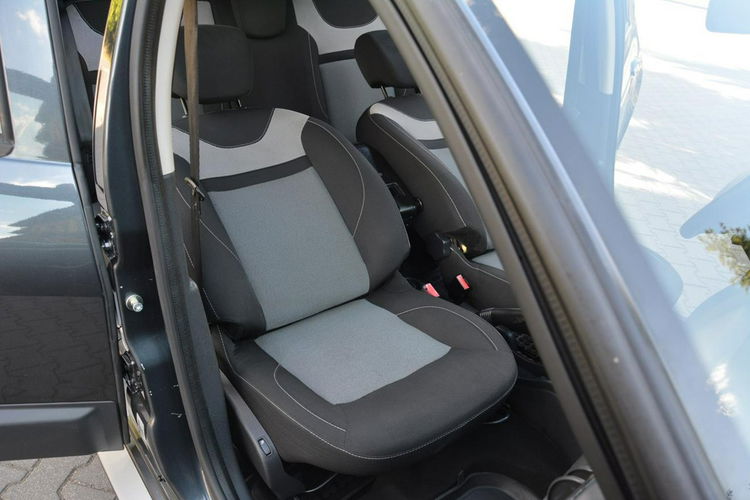 Dacia Duster 1.2TeC(125KM) Lift Duza Navi Grzane fotele 1-ręce Oryginał zdjęcie 17