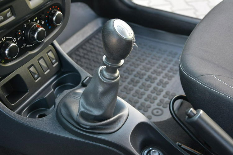 Dacia Duster 1.2TeC(125KM) Lift Duza Navi Grzane fotele 1-ręce Oryginał zdjęcie 29