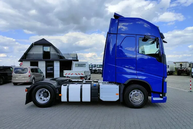 Volvo FH4 460 / EURO 6 / AUTOMAT / STANDARD / IDEALNY STAN / zdjęcie 10