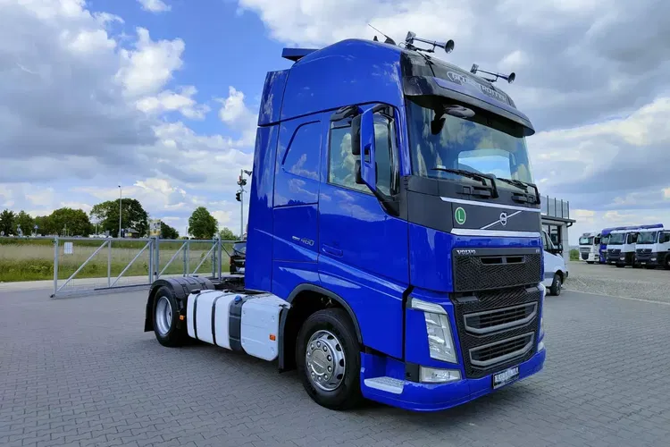 Volvo FH4 460 / EURO 6 / AUTOMAT / STANDARD / IDEALNY STAN / zdjęcie 11