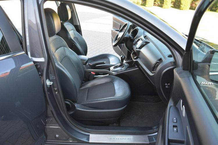 Kia Sportage 2.0MPI(163KM) 4x4 Skóry bi-Xenon Ledy Duża Navi Kamera Alu18"Automat zdjęcie 17