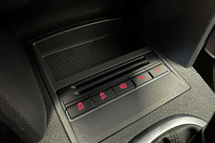 Volkswagen Touran VW Touran 1.6 TDI DSG Navi Kamera Xenon Led Opłaty Gwarancja Raty zdjęcie 13
