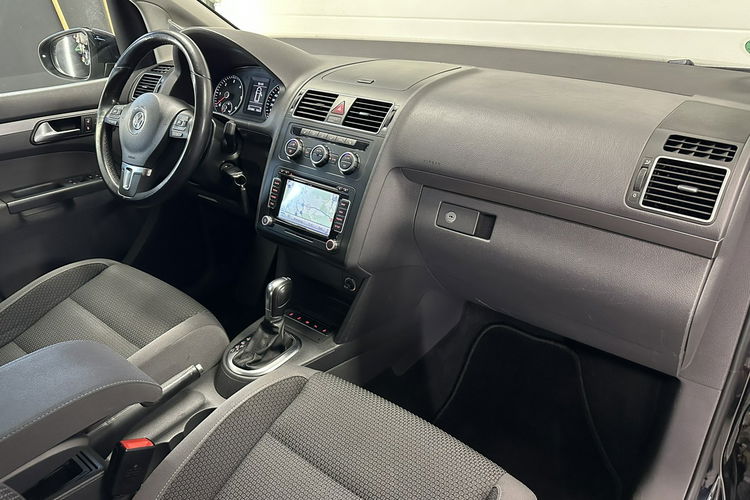 Volkswagen Touran VW Touran 1.6 TDI DSG Navi Kamera Xenon Led Opłaty Gwarancja Raty zdjęcie 9