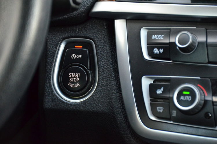 BMW 3GT Opłacona 2.0i 184KM Serwis Bi-xenon Skóra Pamięci el.klapa zdjęcie 39