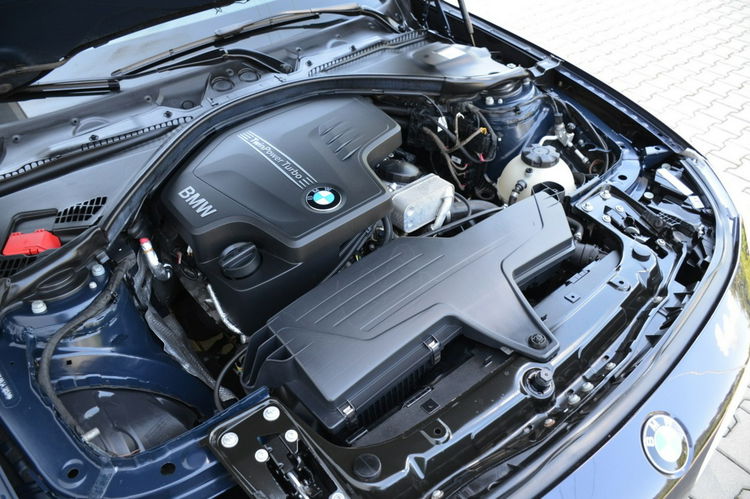 BMW 3GT Opłacona 2.0i 184KM Serwis Bi-xenon Skóra Pamięci el.klapa zdjęcie 7