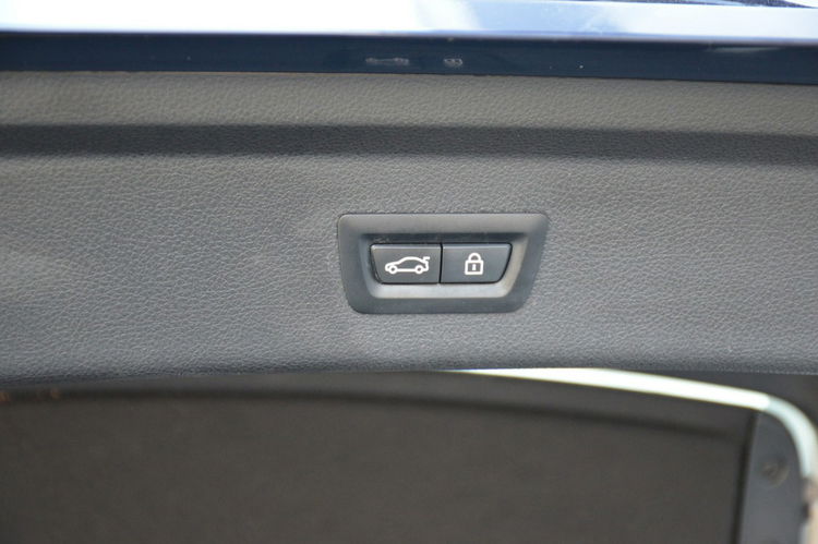 BMW 3GT Opłacona 2.0i 184KM Serwis Bi-xenon Skóra Pamięci el.klapa zdjęcie 9