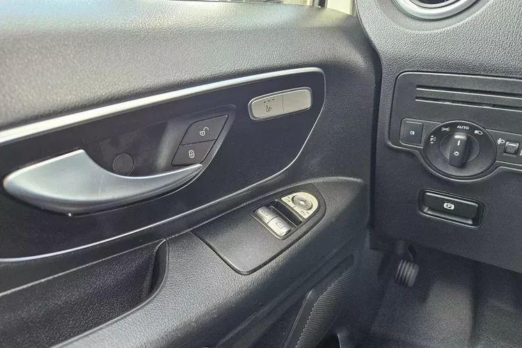 Mercedes Vito ExtraLong 59999zł Netto 2.2 Cdi/136KM zdjęcie 17