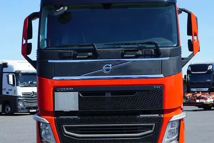 Volvo / FH / 420 / EURO 6 / ACC / PEŁNY ADR / MAŁY PRZEBIEG zdjęcie 15