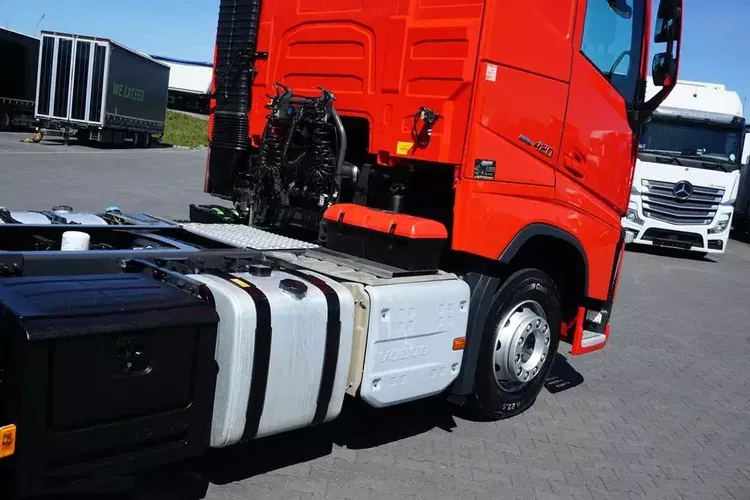 Volvo / FH / 420 / EURO 6 / ACC / PEŁNY ADR / MAŁY PRZEBIEG zdjęcie 34