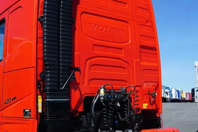 Volvo / FH / 420 / EURO 6 / ACC / PEŁNY ADR / MAŁY PRZEBIEG zdjęcie 39