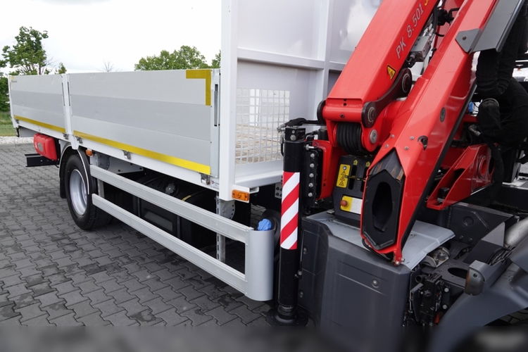 Renault D 210 /  4X2 / SKRZYNIOWY 5 M + HDS PALFINGER PK 8.501 SLD A / UDŹWIG 5 580G / STEROWANIE RADIOWE / ROTATOR / SPROWADZONY zdjęcie 18