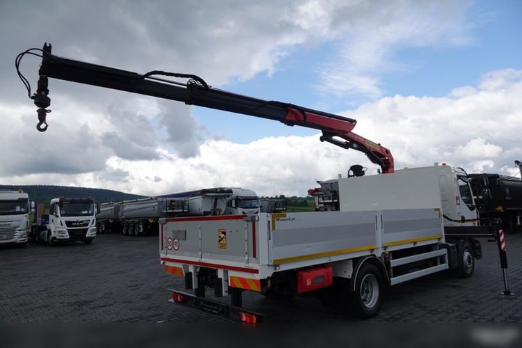 Renault D 210 /  4X2 / SKRZYNIOWY 5 M + HDS PALFINGER PK 8.501 SLD A / UDŹWIG 5 580G / STEROWANIE RADIOWE / ROTATOR / SPROWADZONY zdjęcie 4