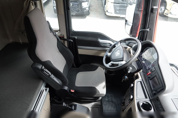 MAN TGX 18. 500 / XLX / LOW DECK / RETARDER / ZESTAW / WIELTON FIRANKA MEGA / OŚ PODNOSZONA / SAF / PO KONTRAKCIE SERWISOWYM zdjęcie 34