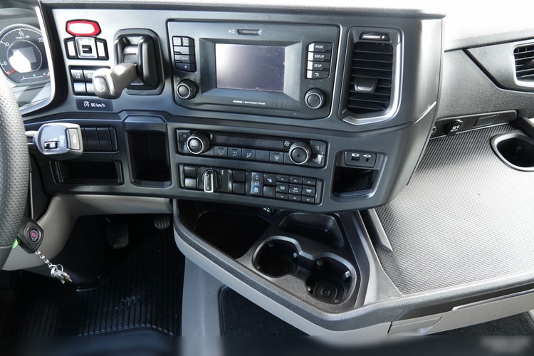 Scania R 450 / OPONY 100% / 2021 ROK / ZESTAW / FIRANKA / MULDA DO STALI 9 M / DACH PODNOSZONY DO JAZDY 3 poziomy / COILMULDA / 2021 ROK / STANDARD / OŚ PODNOSZONA zdjęcie 38