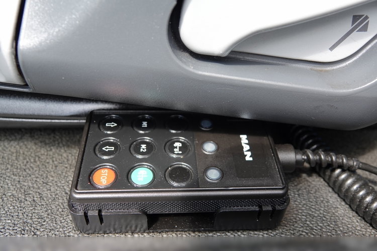 MAN TGM 18.290 / 6x2 / FIRANKA - 8.9 m / SOLÓWKA  / WECON / UAL / PO KONTRAKCIE SERWISOWYM / EURO 6 zdjęcie 31