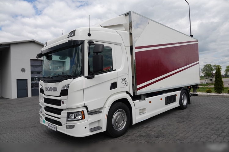 Scania P 280 / 4x2 / CHŁODNIA -6.2 M / AGREGAT FRIGO BLOCK / THERMO KING / WINDA ZAŁADOWCZA / PO KONTRAKCIE SERWISOWYM zdjęcie 2