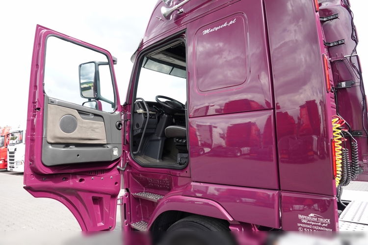 Volvo FH 540 / PUSHER / 3 Osiowy ciągnik siodłowy  / RETARDER / KLIMA POSTOJOWA /  OŚ PODNOSZONA SKRĘTNA / SKÓRY / SPROWADZONY zdjęcie 24