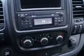 samochód dostawczy Renault zdjęcie 15