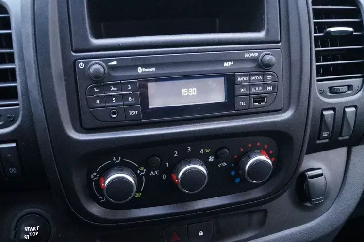 Renault Trafic zdjęcie 15