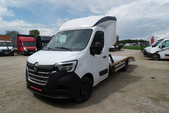 Renault Master auto laweta pomoc drogowa auto pomoc