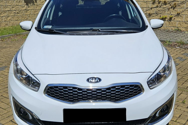 Kia Cee'd Salon Polska - 1.6 Benzyna zdjęcie 2